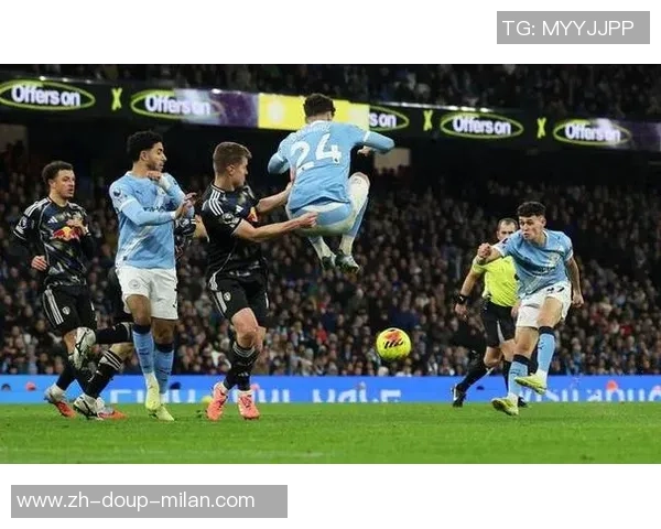 曼晚：曼城对阵利兹联期间看台球迷产生打斗事情，有五人被捕